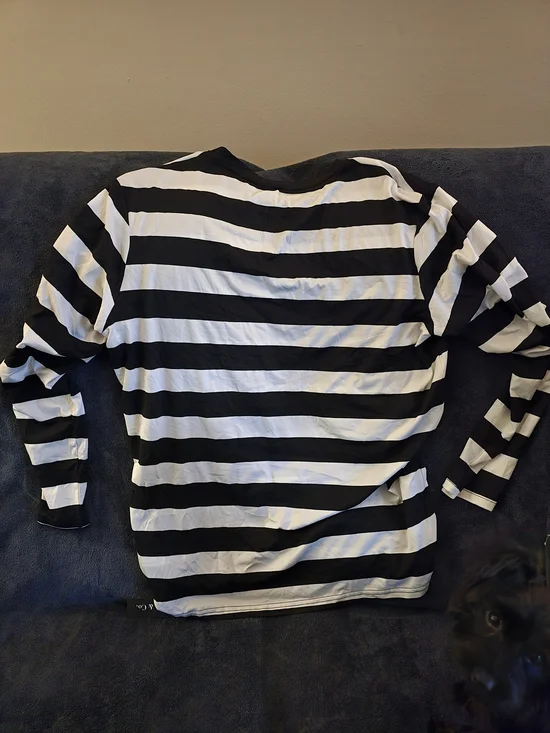 Men's Black & White Horizontal Stripe Long Sleeve Shirt - Picture 5 of 6